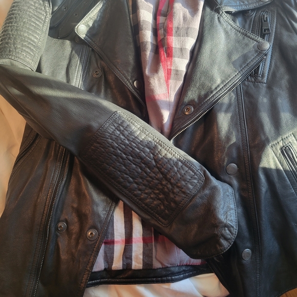 Lambskin leather jacket - Picture 2 of 6